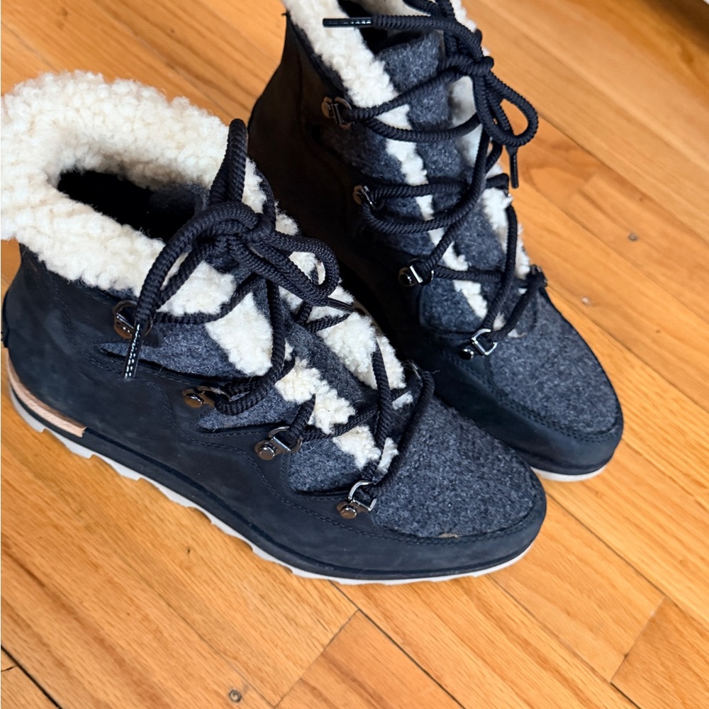 Sorel
Women's Sneakchic Alpine Shearling & Leather Lace Up Boots